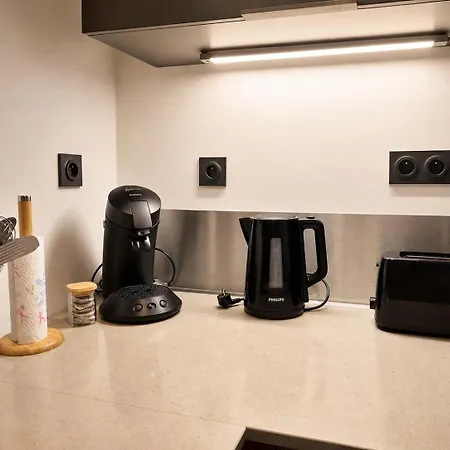 アパート Aix-les-bains, 64m2 Clim, Balcon, 2 Min Gare *