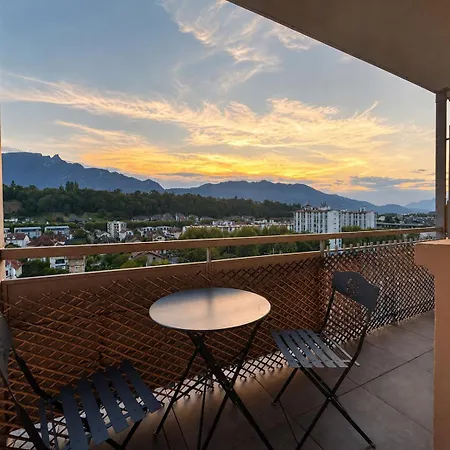 Aix-les-bains, 64m2 Clim, Balcon, 2 Min Gare * エクスレバン